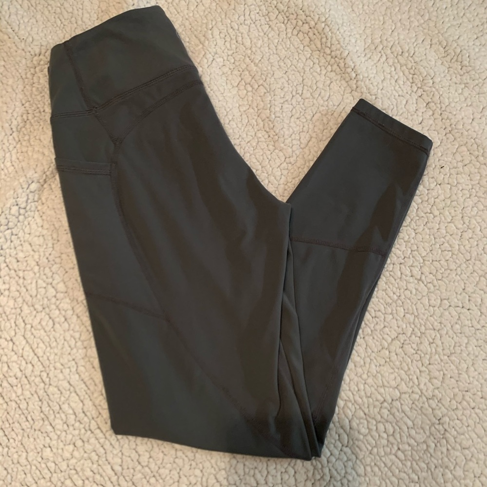 Slate Gray Heart Booty TYC Leggings